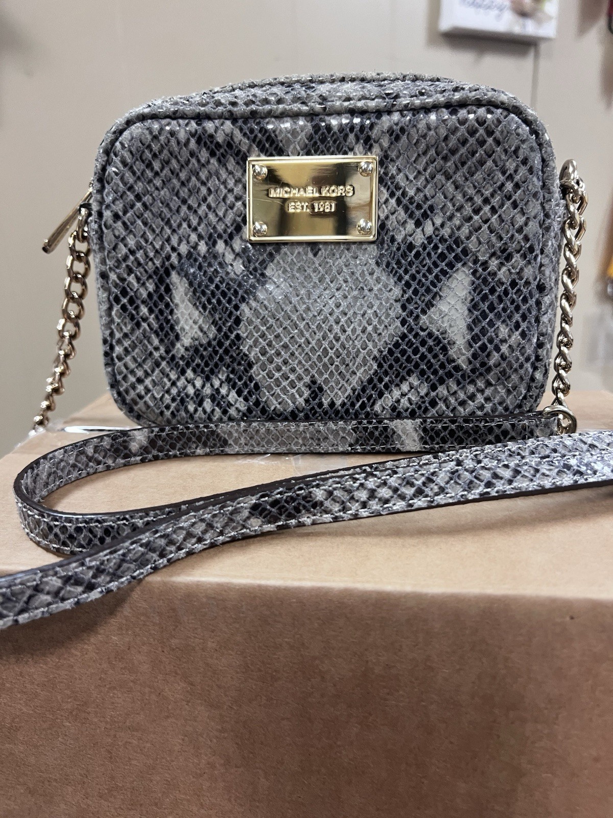 MICHAEL KORS GREY PYTHON MINI CROSSBODY BAG - image 5