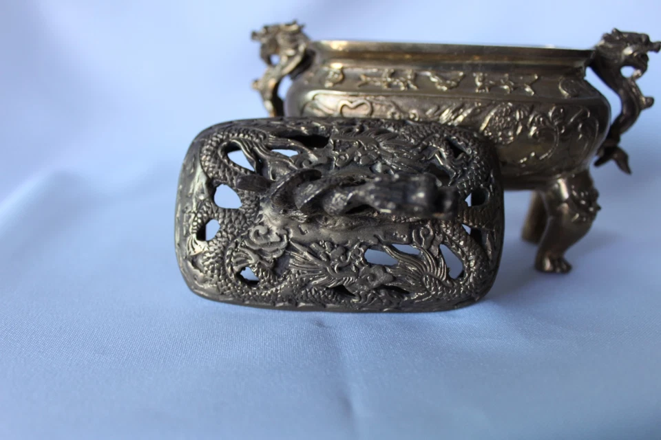 Quemador de incienso dragón chino de latón Foto 3 de 4