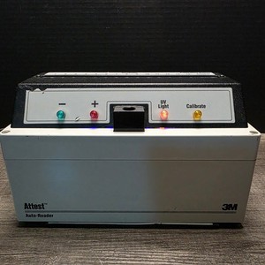 3M ATTEST AUTO READER MODEL 190 INCUBATOR
