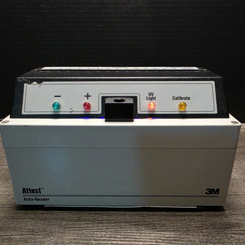 3M ATTEST AUTO READER MODEL 190 INCUBATOR