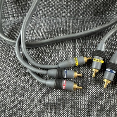 Genuine Monster Cable Dark Gray Interlink 100 / SV1 5ft. Audio Video Cable