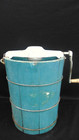 ANTIQUE WHITE MOUNTAIN ICE CREAM FREEZER MAKER 4 QT HAND CRANK BLUE