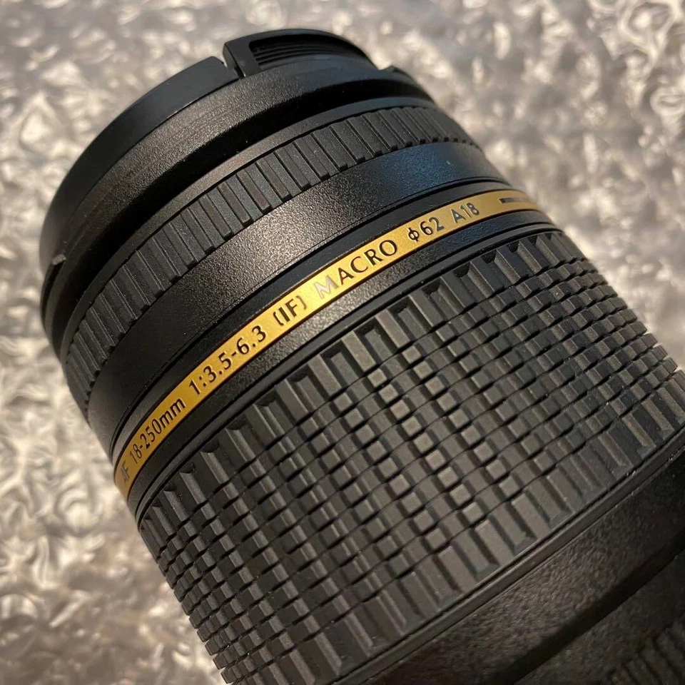 Motor AF macro digital TAMRON 18-250 mm F/3,5-6,3 Di II LD A18N para Nikon F Foto 3 de 4