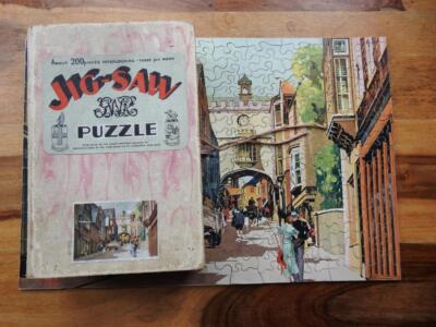 CHAD VALLEY G.W.R 1933-39 BOXED 200pc WOODEN JIGSAW PUZZLE HISTORIC TOTNES