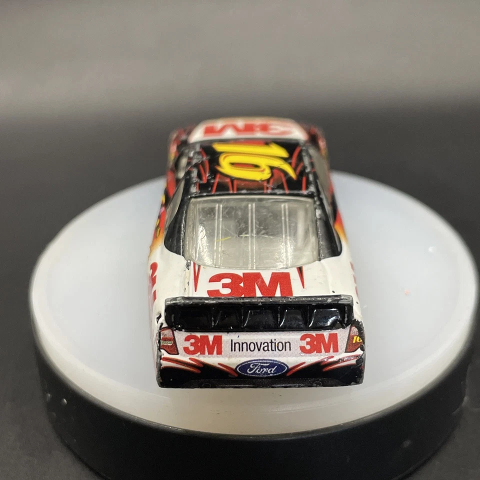 Raro Greg Biffle #16 3M 2011 Ford Fusion Flashcoat acabado 1/62 suelto fundido a presión Foto 4 de 4