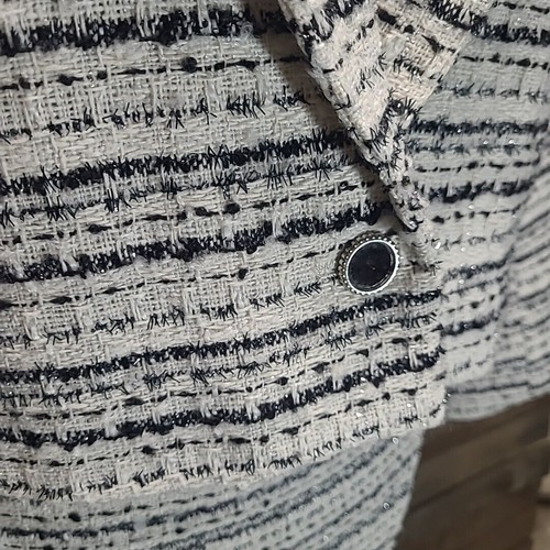 Conjunto Blazer Falda Bagatelle Tweed 2 piezas Negro Blanco Metálico Lana Destintado Talla Med - Imagen 4 de 11