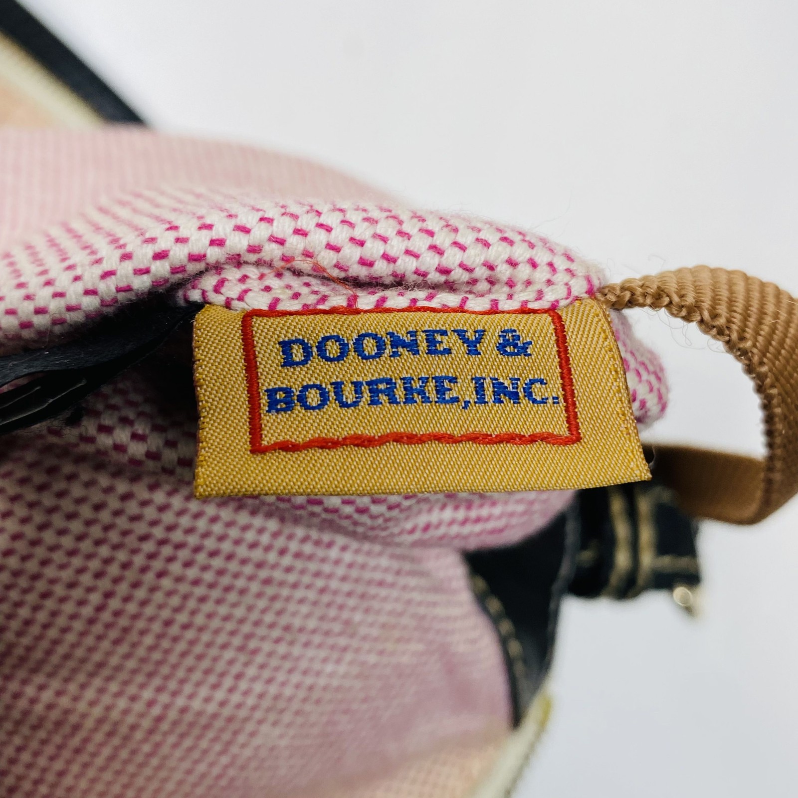 Dooney And Bourke White Solid Leather Medium Blac… - image 5