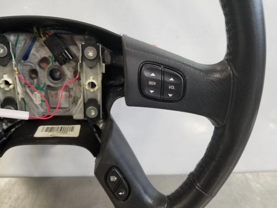 03 2003 GMC Yukon SLT volante cuero negro  Foto 4 de 4