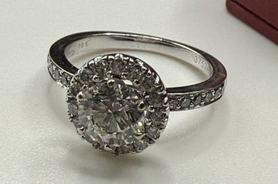 Fine 18kt Gold Simon G Diamond Halo Ring Appraised $9,100 Size 4 1/2