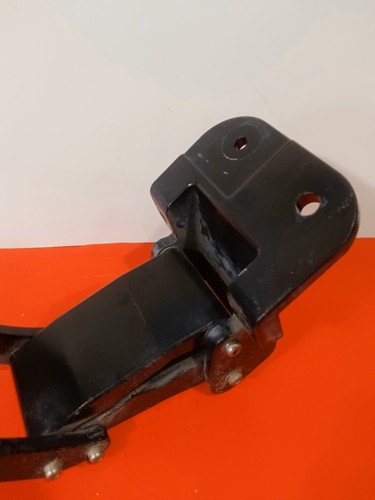 07 - 17 Lincoln Navigator EXPEDITION PASSENGER REAR Running Board Bracket Hinge - Picture 3 of 10