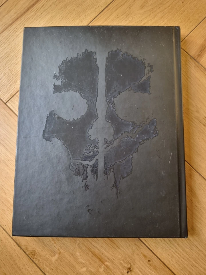 Call of Duty: Ghosts - Limited Edition Strategy Guide BradyGames Hardcover Book - Image 2 of 2