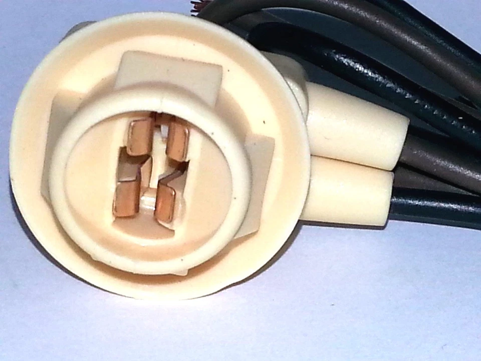 71-90 GM marcador lateral cauda luz de seta lâmpada fiação soquete D8 - Imagem 2 de 4