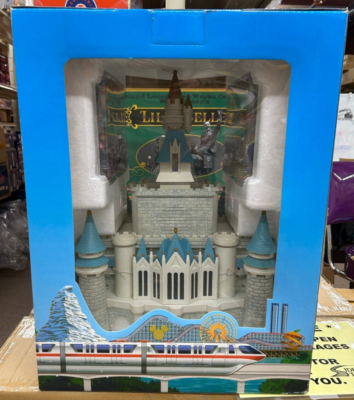 Disneyland Walt Disney World Cinderella Castle Playset UNUSED: NEW