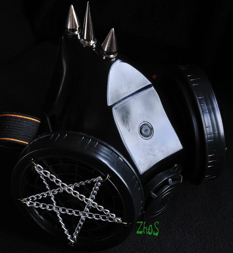 Schwarze Cyber Maske Cyber Goth Atemschutz Gasmaske 3 Spikes Pentagramm Gothic Kette - Bild 2 von 4