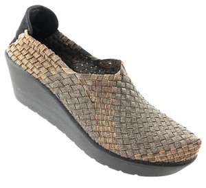 steve madden woven wedge