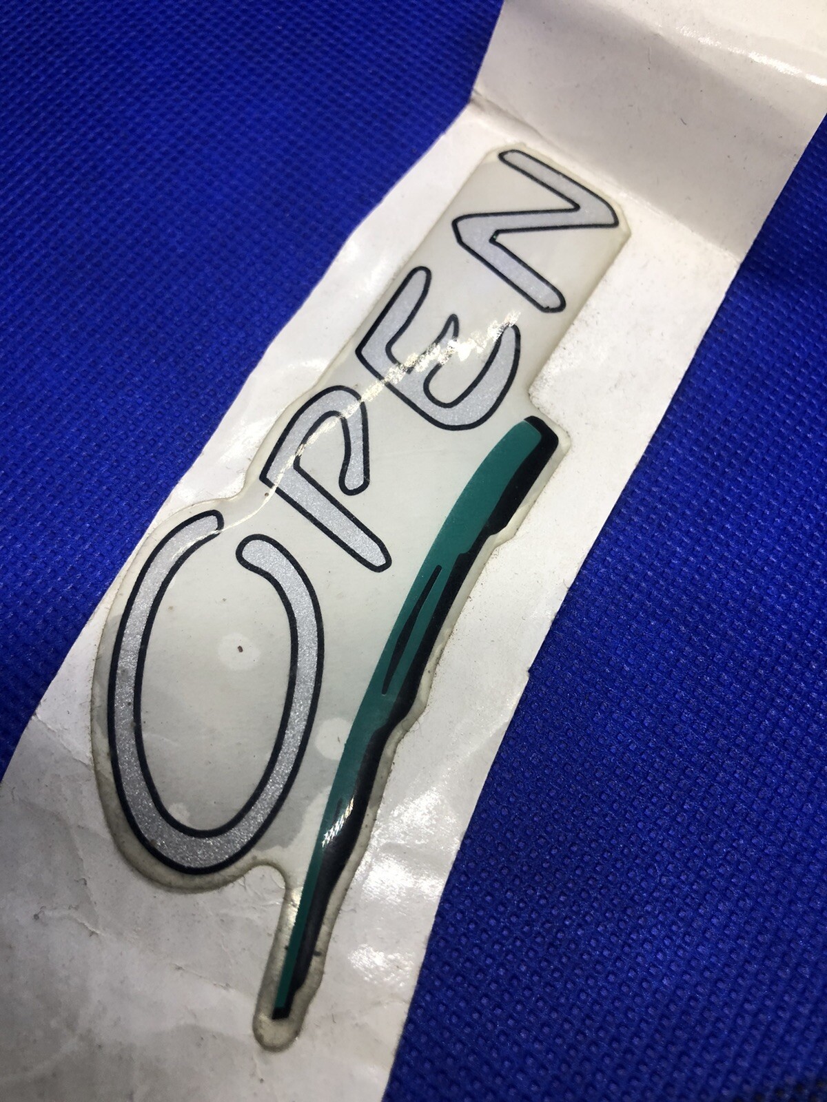 Autocollant logo badge Peugeot vert d'origine pour personnalisation auto