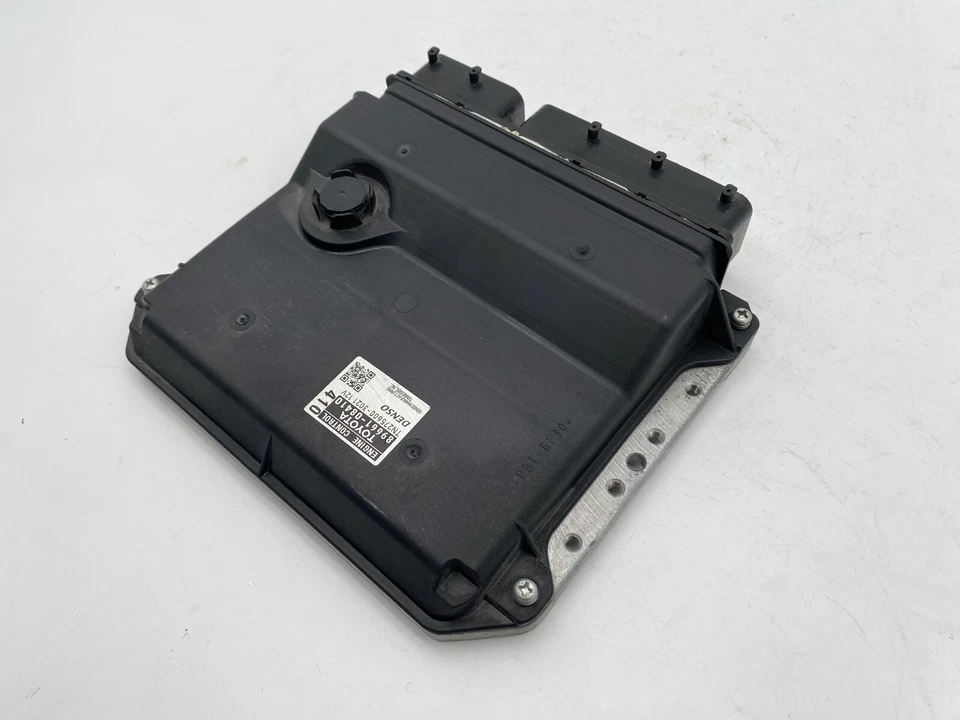 Компьютерный модуль управления двигателем ECU ECM 2016 Toyota Sienna 3,5 л от оригинального производителя 89661-08410 - Изображение 2 из 4