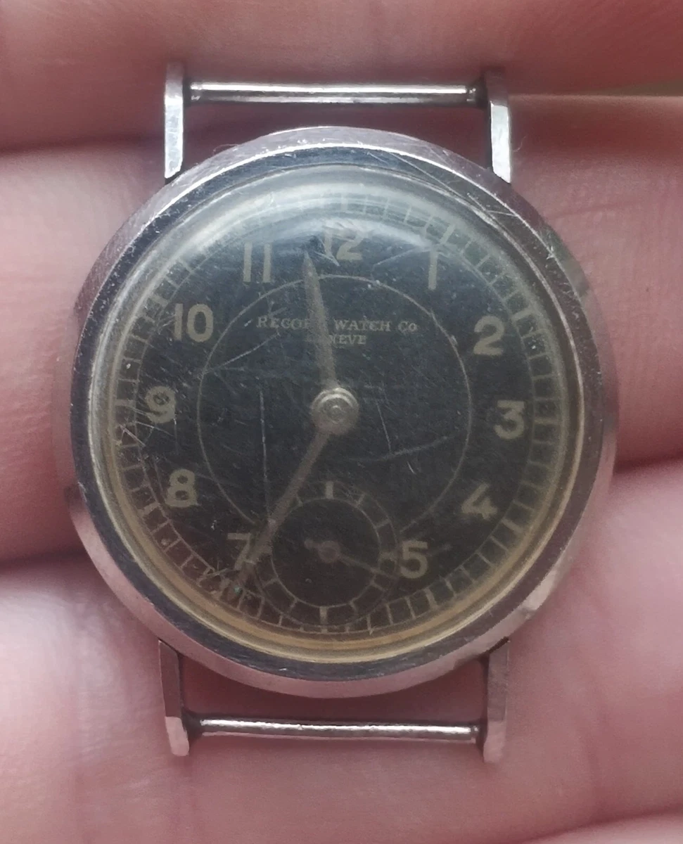 Small hand store on watch