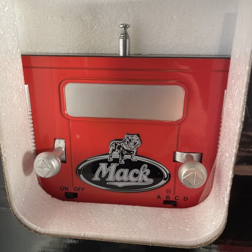 MACK Full Function Radio Control RC Truck Bulldog Tough Planet Toyz BIG BOY! - Afbeelding 5 van 14