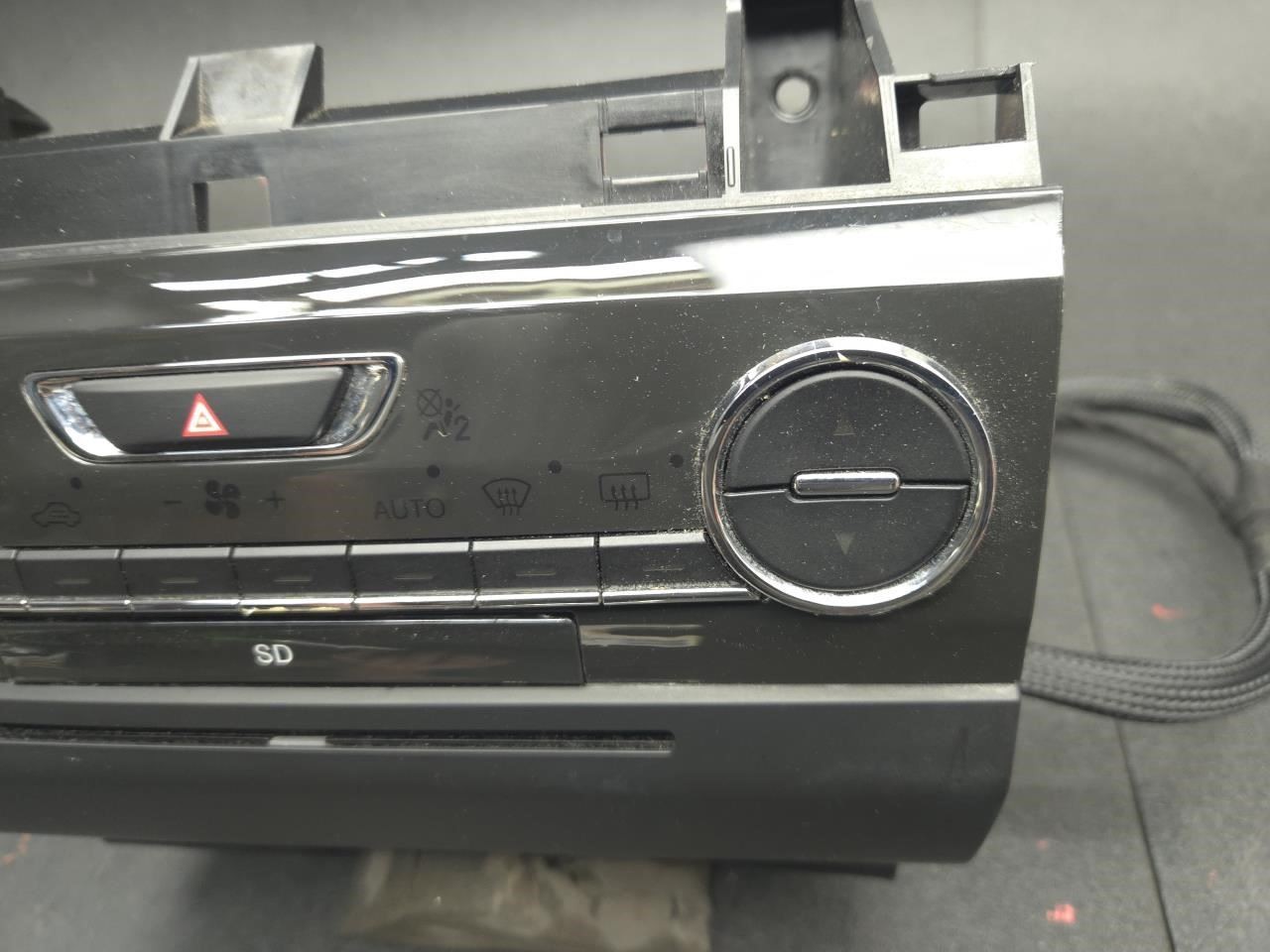 CD Radio Receiver 2014 Maserati Ghibli 6700093100 2015 2016 2017