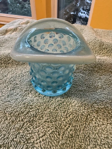 Vintage Fenton Art Glass~Blue Opalescent Hobnail Top Hat Vase Toothpick Holder
