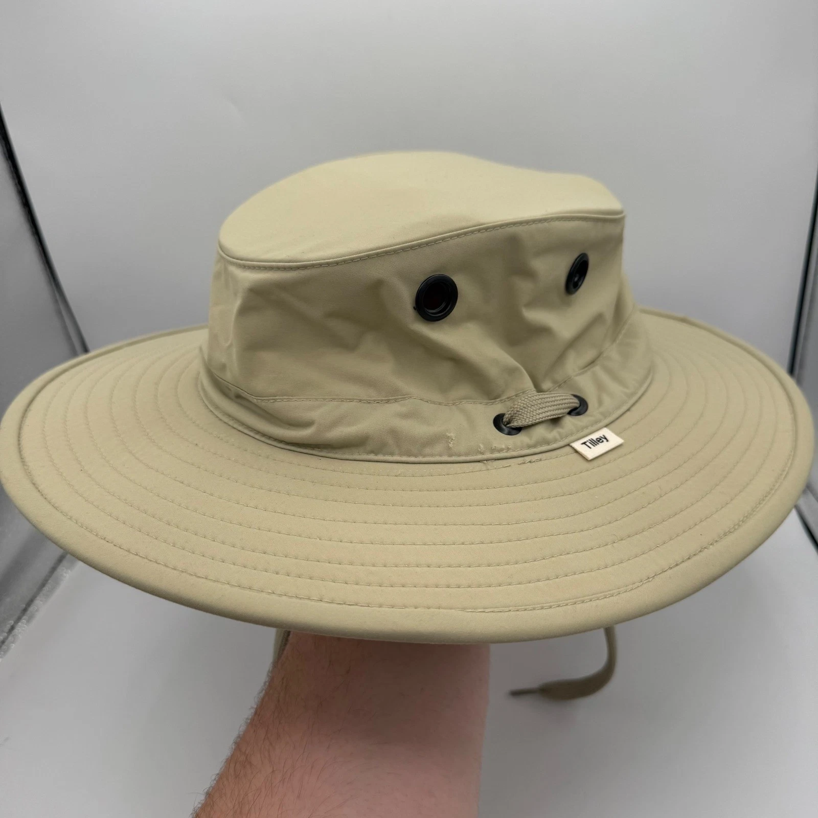 Tilley Airflo Wide Brim Hat Beige S/M Outdoor Sun Protection Booney Hat
Opens in a new window or tab