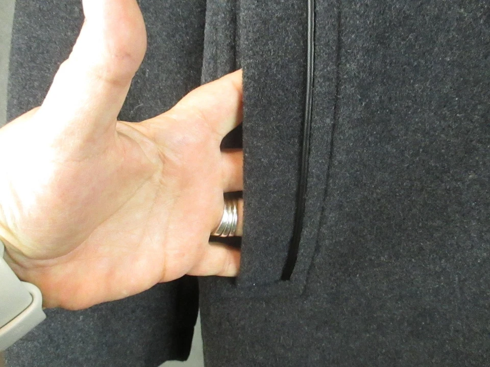 Cole Haan Signature Coat Mens Large Gray Wool Blend Quilted Liner Classic Button - Image 4 of 4