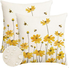 Summer Outdoor Pillow Covers 18X18 Set of 2 Waterproof Daisy Throw Pillow Covers