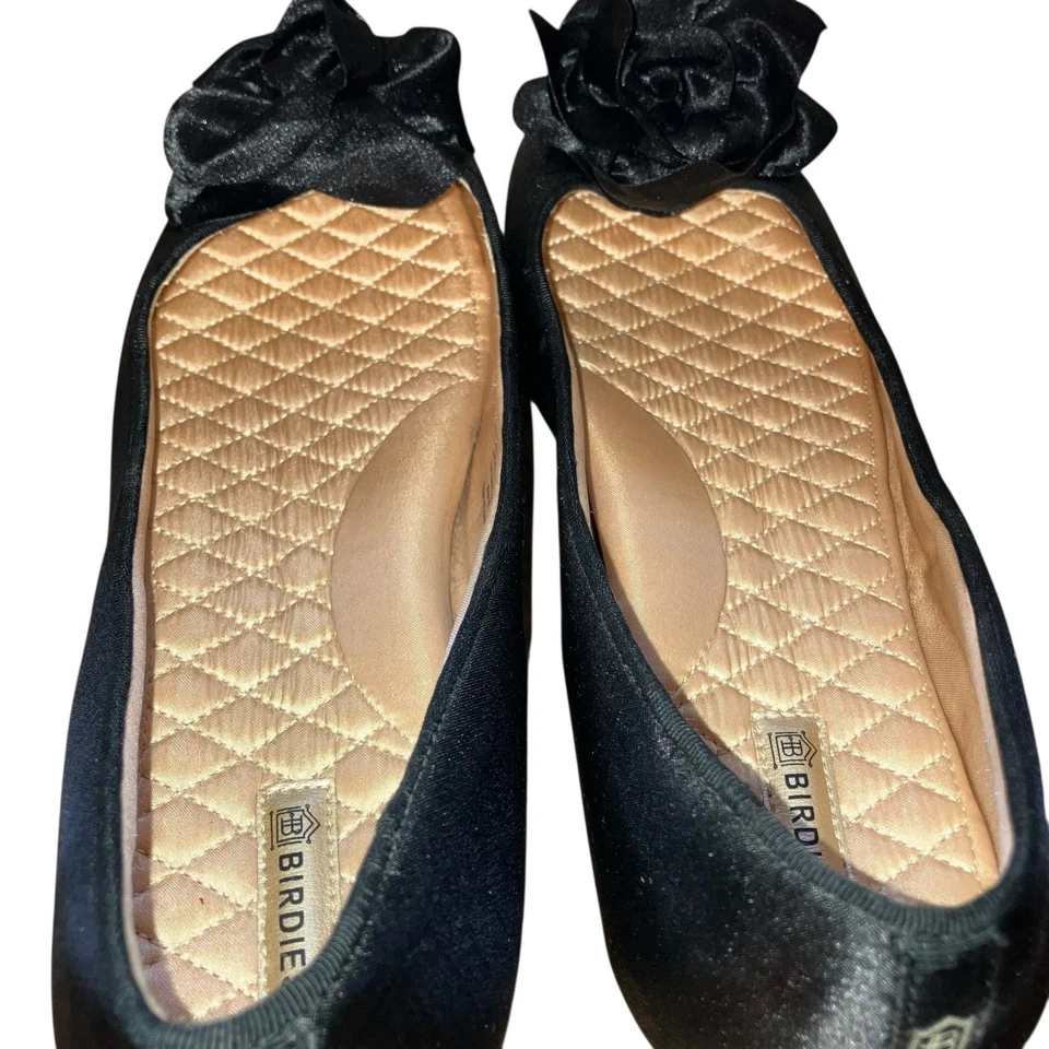 Sapatilhas de cetim preto raras Birdies The Finch com decoração floral tamanho 11 novas sem etiquetas - Imagem 4 de 4