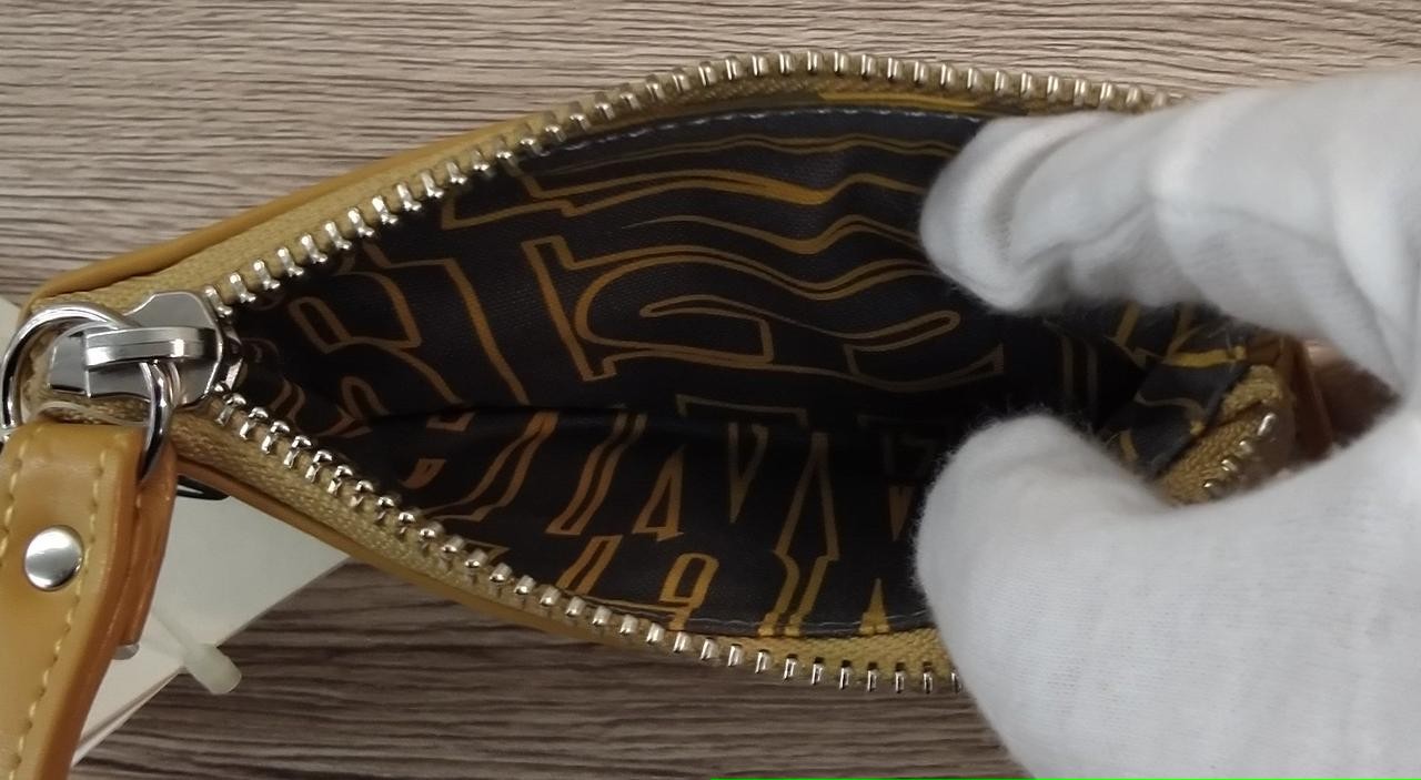 Anglomania Pouch VIVIENNE WESTWOOD image 6