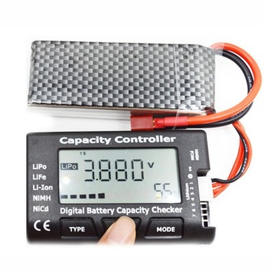 RC Batterietester mit Multi Adapter unverzichtbar für genaue Spannungsmessungen