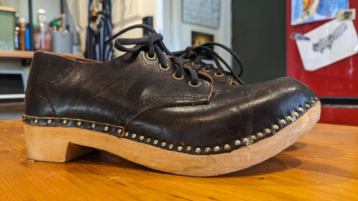 Dance clogs store