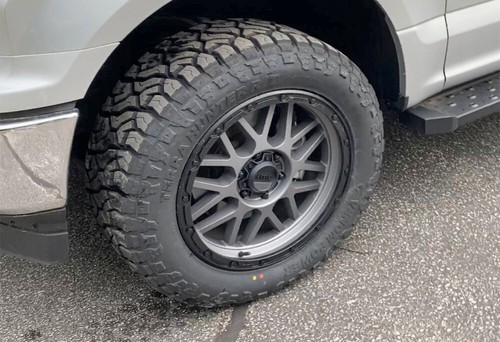 5 Tires 33X12.50R24 Venom Power Terra Hunter R/T RT Rugged Terrain Load F 12 Ply - Picture 5 of 7