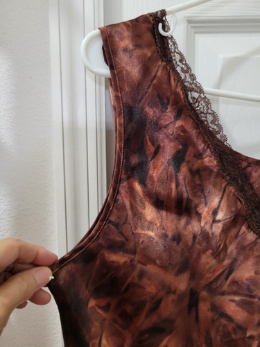 Secret Treasures Woman 1X Satin Sleepwear Crop Pants Sleeveless Top Animal Print - Picture 7 of 23