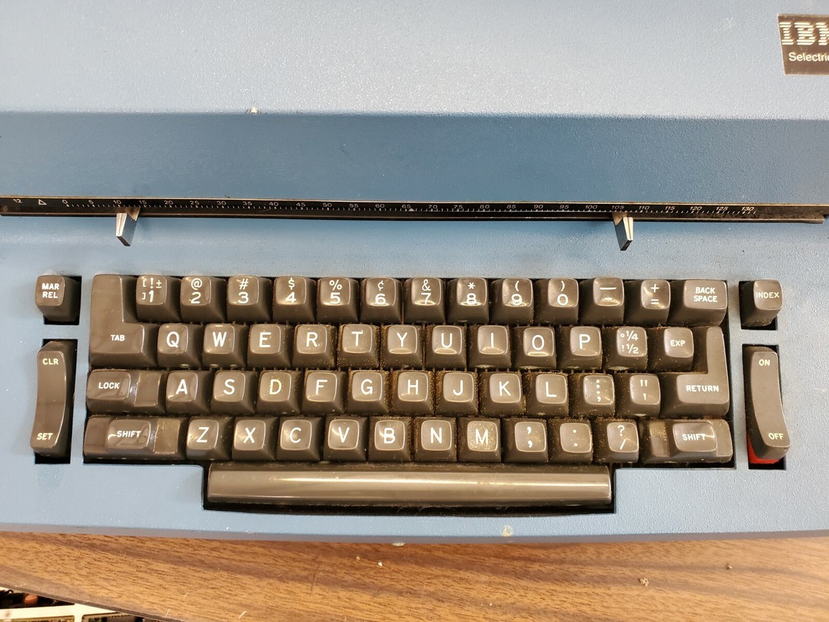 Vintage IBM Correcting Selectric II 2 Electric Typewriter Blue AS
