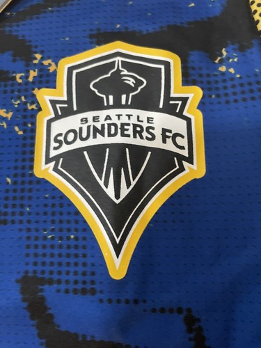 Seattle Sounders FC Youth Marvel Edition Jersey (Large) Retails For $60 - Picture 3 of 12
