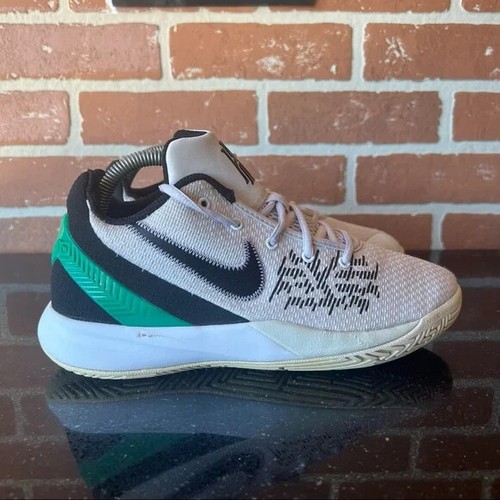 Nike Kyrie Flytrap II Shoes Womens Size 