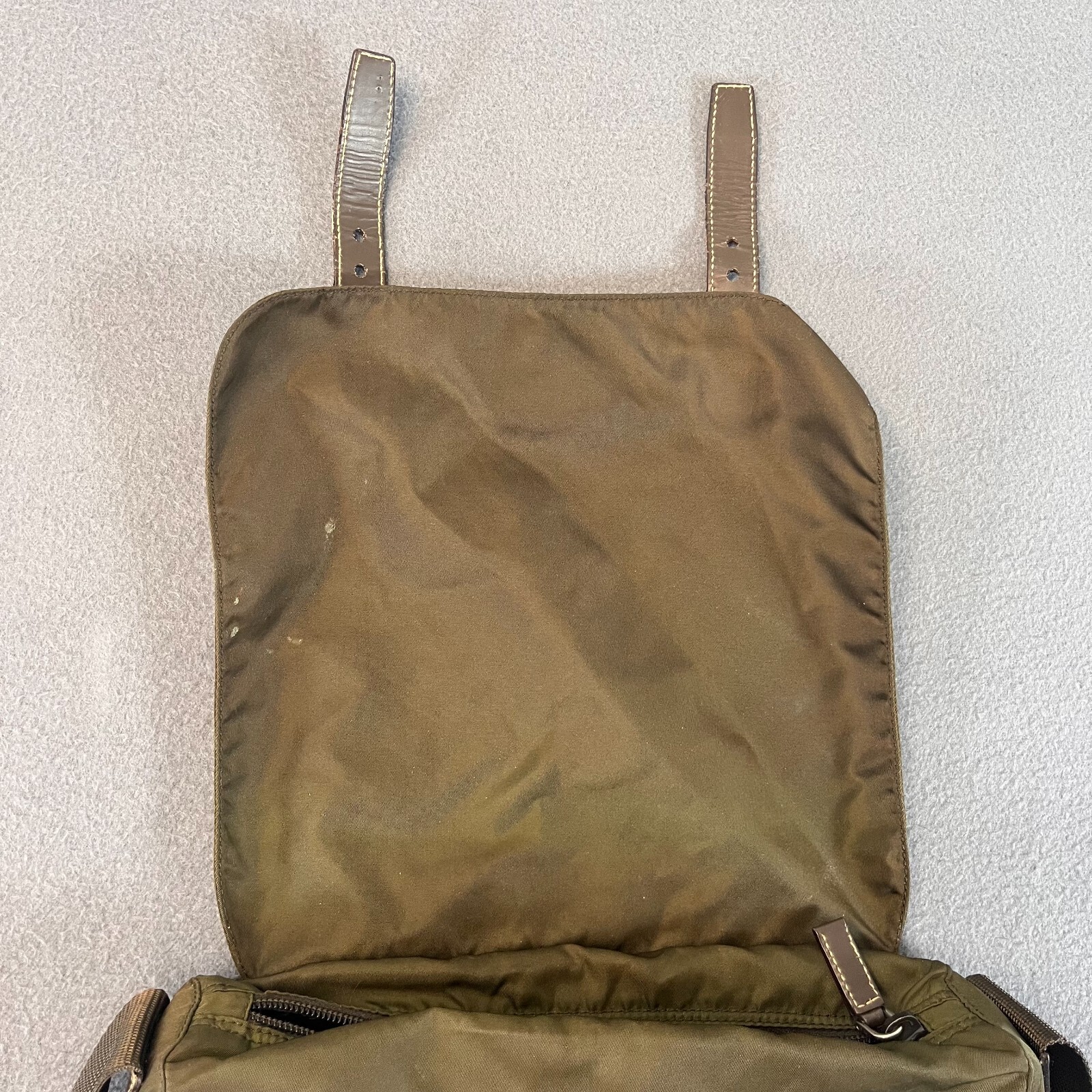 PRADA Shoulder Bag Crossbody Messenger Bag Shoulder Bag Nylon Triangle Logo Uni thumbnail 7