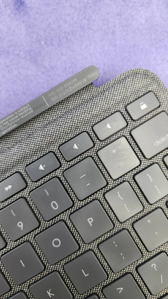 Logitech Combo Touch YU0048 Detachable Backlit Keyboard Only For iPad 10.5-inch - Image 3 of 4