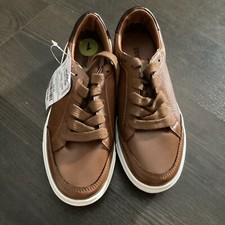 Steve Madden Brown Sneakers Size 1 Boys