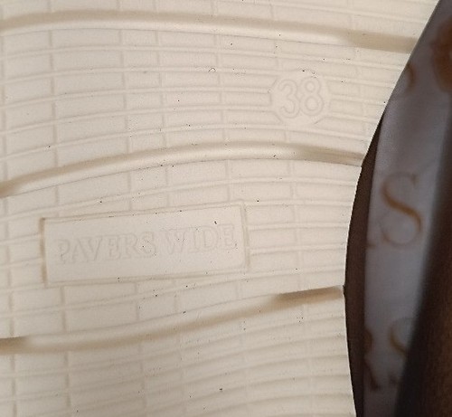 Pavers Gold Slip On Shoes With Bow UK Size 5 - Picture 5 of 7