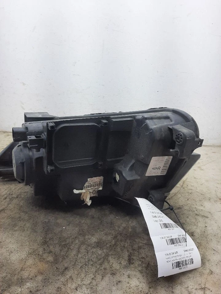 11 12 13 14 Faro de pasajero FORD EDGE halógeno fondo brillante BT4Z13008A Foto 4 de 4