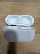 Apple AirPods Pro 1st Generation MagSafe Case No AirPods