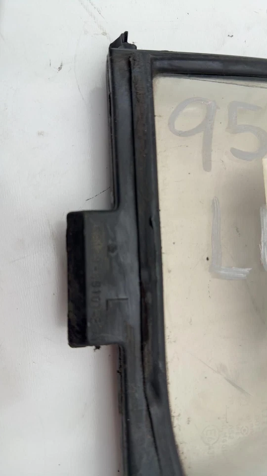 90 91 92 93 94 95 TOYOTA 4RUNNER cuarto de cristal/ventana Toyota izquierda Foto 3 de 4