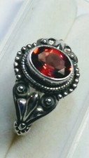 ATTRACTIVE NATURAL GARNET IN STERLING SILVER.925 RING SIZE 7.75-8.0 