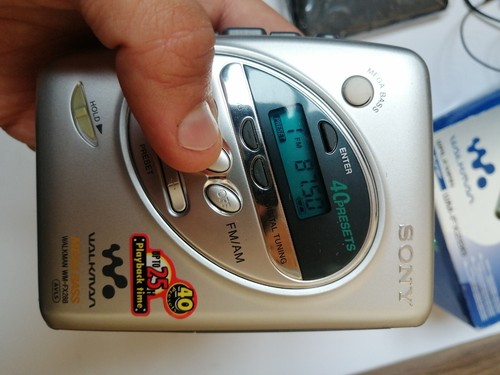 TESTED Sony Walkman WM-FX288 FX288 Cassette Tape Radio Mega Bass vintage BOX VTG - Picture 10 of 20
