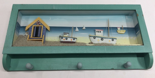 3D SHADOW BOX BEACH SCENE 3 HOOK TOWEL COAT HANGER, SAND SEASHELLS. - Picture 3 of 8