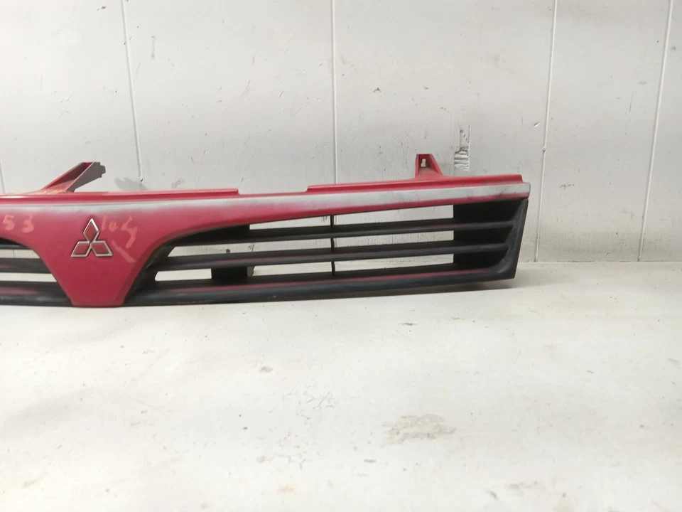 1997 - 2001 MITSUBISHI MIRAGE 4 DOOR FRONT GRILLE OEM, 104-58739A - Image 3 of 4