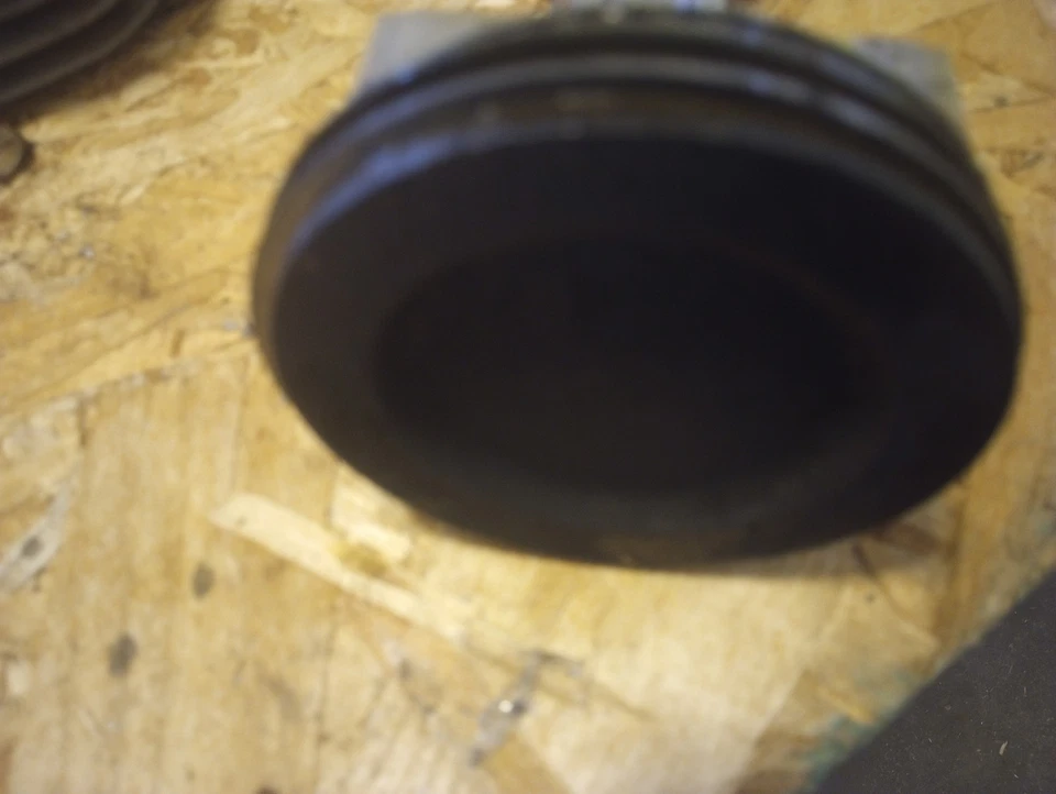 Tractor de jardín Craftsman 26 hp Kohler SV735 pistón y varilla de conexión Foto 4 de 4