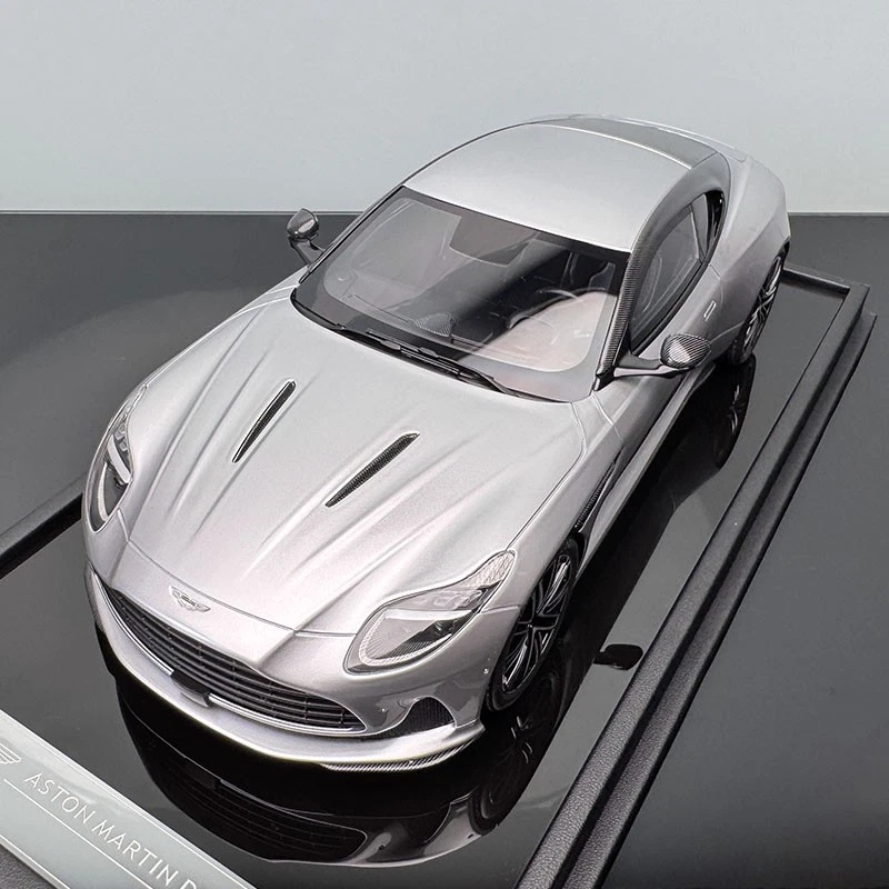MH 1:18 阿斯顿·马丁 DB12 Coupe 树脂仿真汽车模型限量版 — 第 2/4 张图片